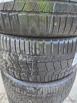 285 40 22 zimni  4ks vzorek  70% dot 23