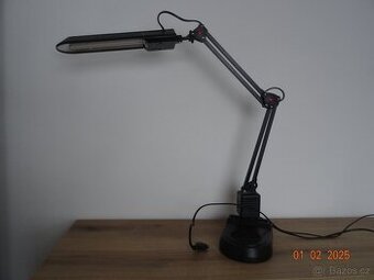 Stolní lampa