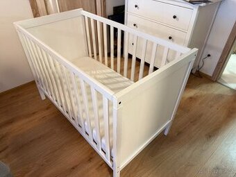 Postýlka pro miminko SUNDVIK Ikea s matrací