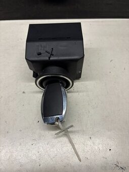 //Spínací skříňka Mercedes W203 2000-2007//