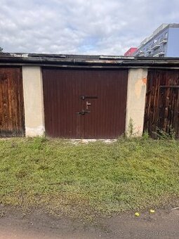 Prodám garáž 18m² v ulici Novobohdalecká - Praha 10