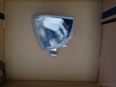 Prodám pravý přední blikač Škoda Octavia I.