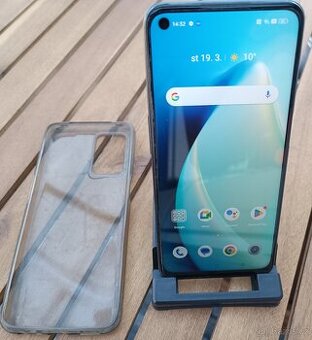 Pěkný mobilní telefon Realme 8, 5G, 4GB RAM, 64GB