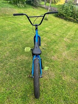 BMX Mongoose Legion L10
