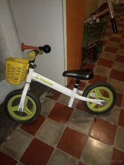 Dětské odrážedlo