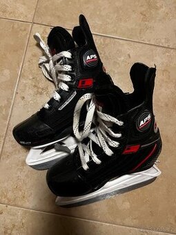 Dětské brusle na led (vel. 29-32)