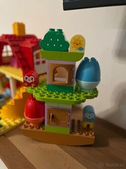 Duplo 10440 Houpací a skládací strom