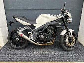 Triumph Speed Triple 1050