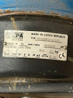 Prodám silný servopohon / lineární pohon ZPA Nová Paka