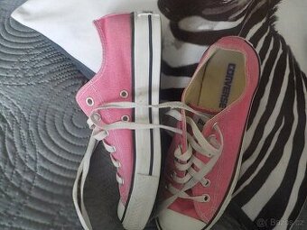 Converse krasne tenisky vel 37
