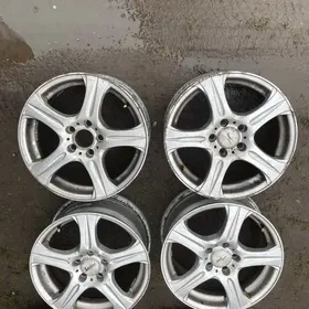 5x108 16 Ford Renault Peugeot Citroen kola rovnà v pořádku