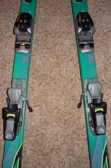 Sjezdové lyže Völk