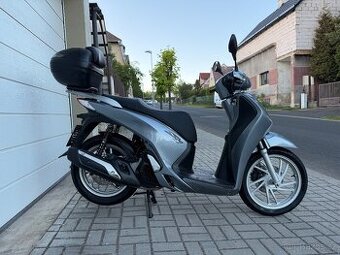 Honda SH 125i, 2014, Cz doklady - jen 12 000km