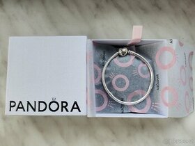 Pandora náramek Srdce 19cm