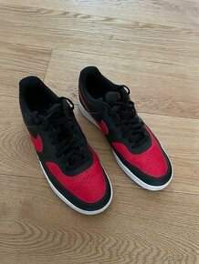 Nike court vision low vel 42