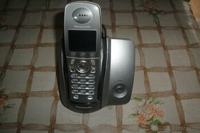 Stolní telefon Panasonic KX-TCD300