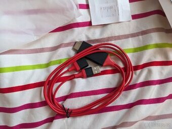 Kabel k propojení telefonu s televizí