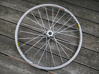 Přední zapletené kolo Mavic Crossride