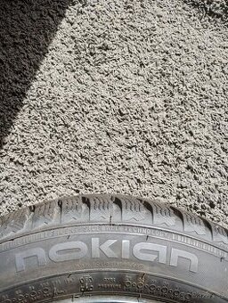 Nokian 195/55 R16 zimní