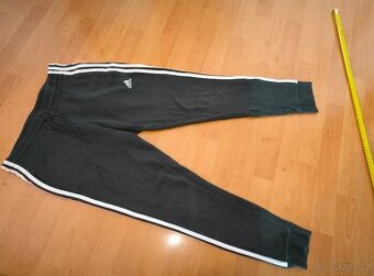 Tepláky Adidas vel. M