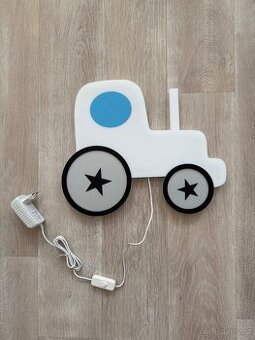 Nástěnná lampa traktor