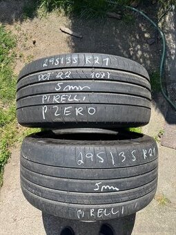 Letní pneu 2x295/35 R21 Pirelli