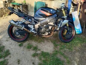 Suzuki GSX-R 600 k4 náhradní díly