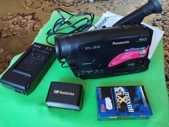Video kamera Panasonic RX11