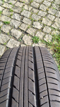 4ks letní pneu YOKOHAMA 185/60R14 82H vč. disků na Mazda 2