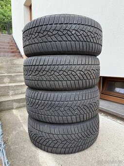 Zimní pneu Good Year 225/50R17 98H XL UltraGrip
