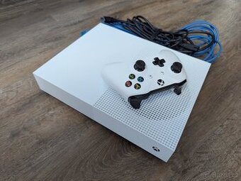 Xbox One S Digital Edition – 1TB + bezdrátový ovladač