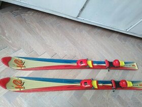 Detske carving sjezdové lyže K2 s vazaním, 110 cm