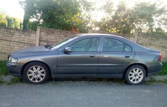 VOLVO S60 D5 120 kW – LEGENDÁRNÍ PĚTIVÁLEC🚗