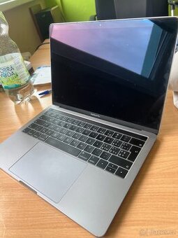 Macbook PRO 2019 i7