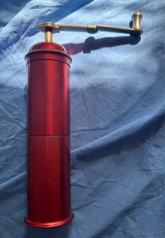 starý mlýnek na kávu Sandrik-T Mocca