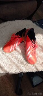 Sálovky Adidas vel.33