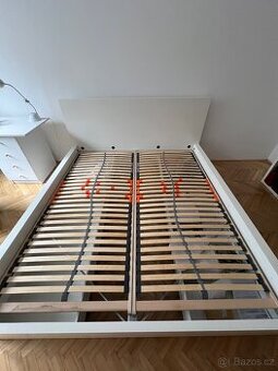 Manželská postel MALM