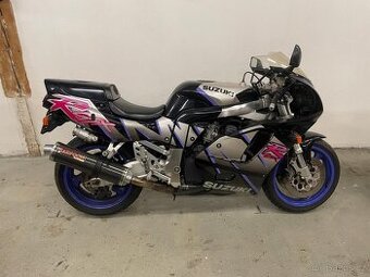 Suzuki GSX-R 750 sběratelský motocykl 1993 ČR