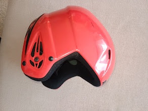 Lyžařská dětská helma