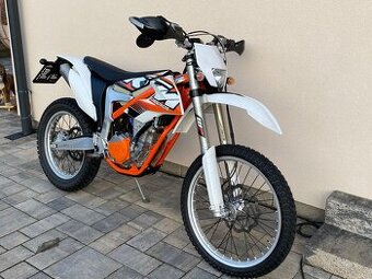 Ktm freeride 350 , 3360 km , super stav
