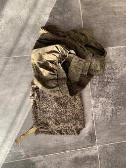 Prodám věci AČR, maskáče, kanady, trika, ponožky