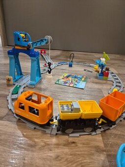 Nákladní vláček lego duplo 10875