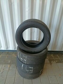 Pneu letní Pirelli 235/55R18 4 kusy