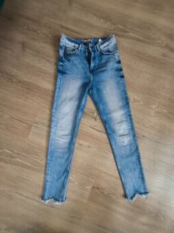 Dámské džíny Cropp