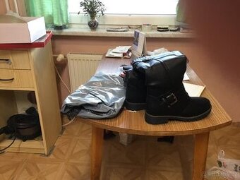 Prodam dámské kozacky