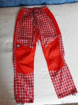 Kalhoty vel. 134-140