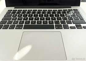Macbook Pro 13" (2015, A1502) i5 2.7Ghz, 8GB RAM, 256GB