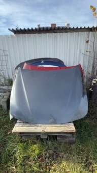 bmw f32 přední kapota