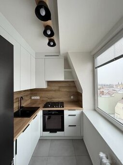 Pronajmu byt 3+1 ve Strážnici - 1