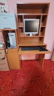 počítačový stolek